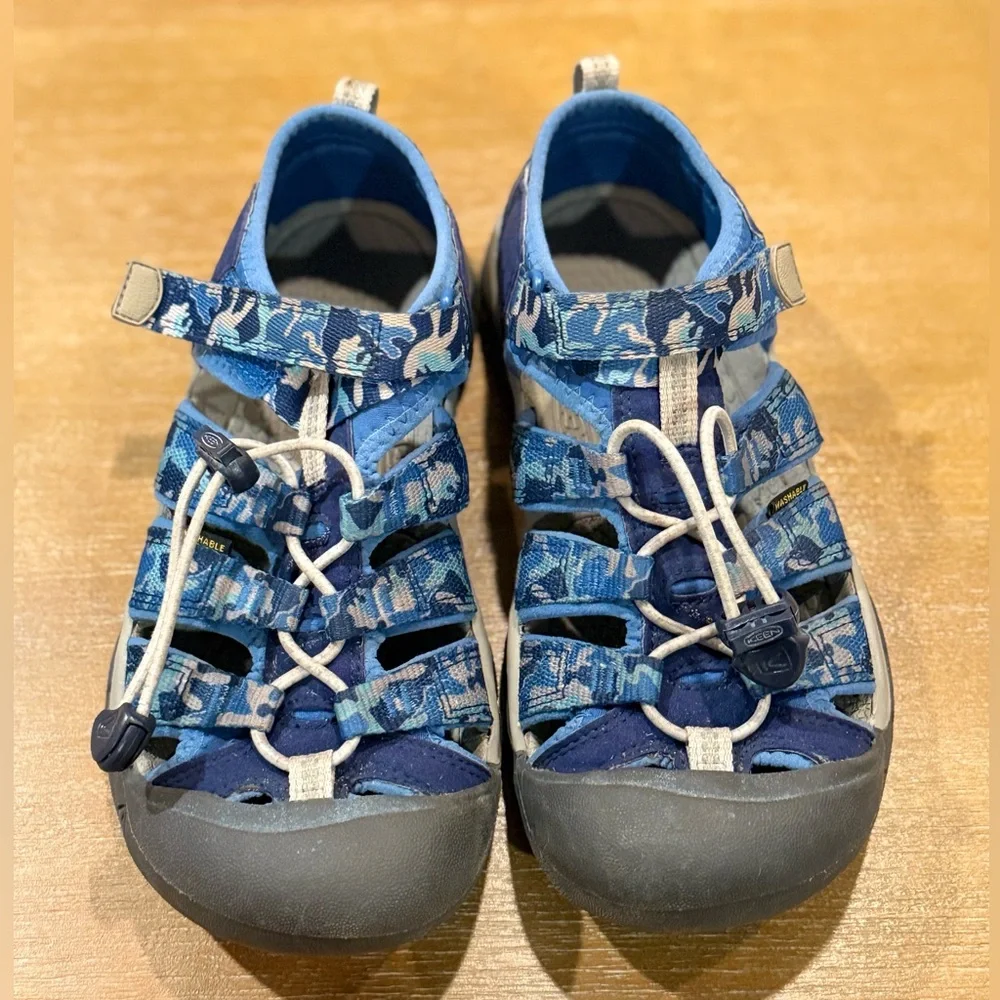 Keen Newport H2 Kids Water Shoes Quick Dry Hook‎ & Loop Camo/Bright Cobalt Sz 4